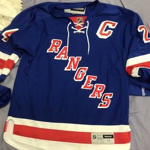 Rangers -Men’s size medium, Callahan #24 jersey
